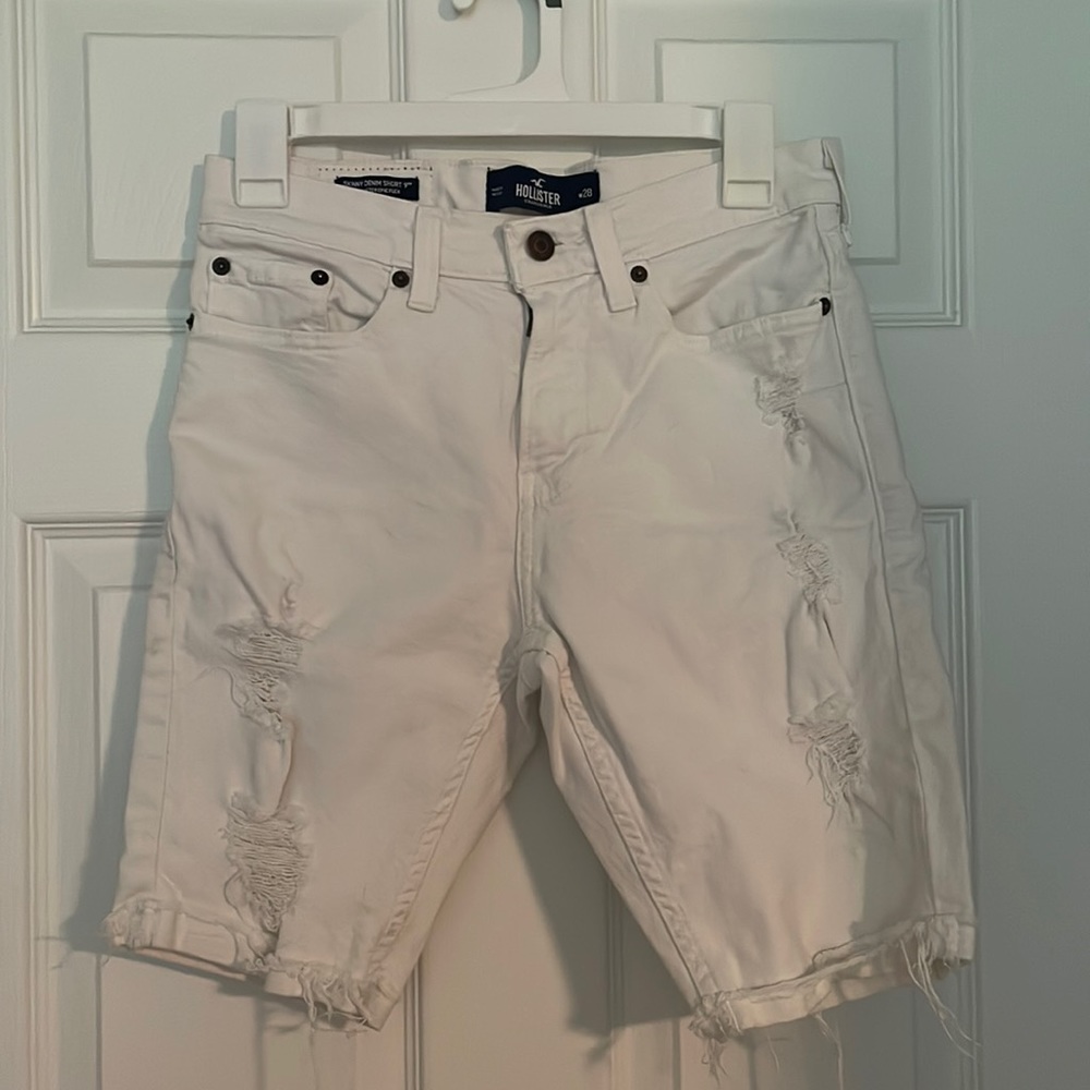 Hollister Distressed Skinny Jean Shorts 28